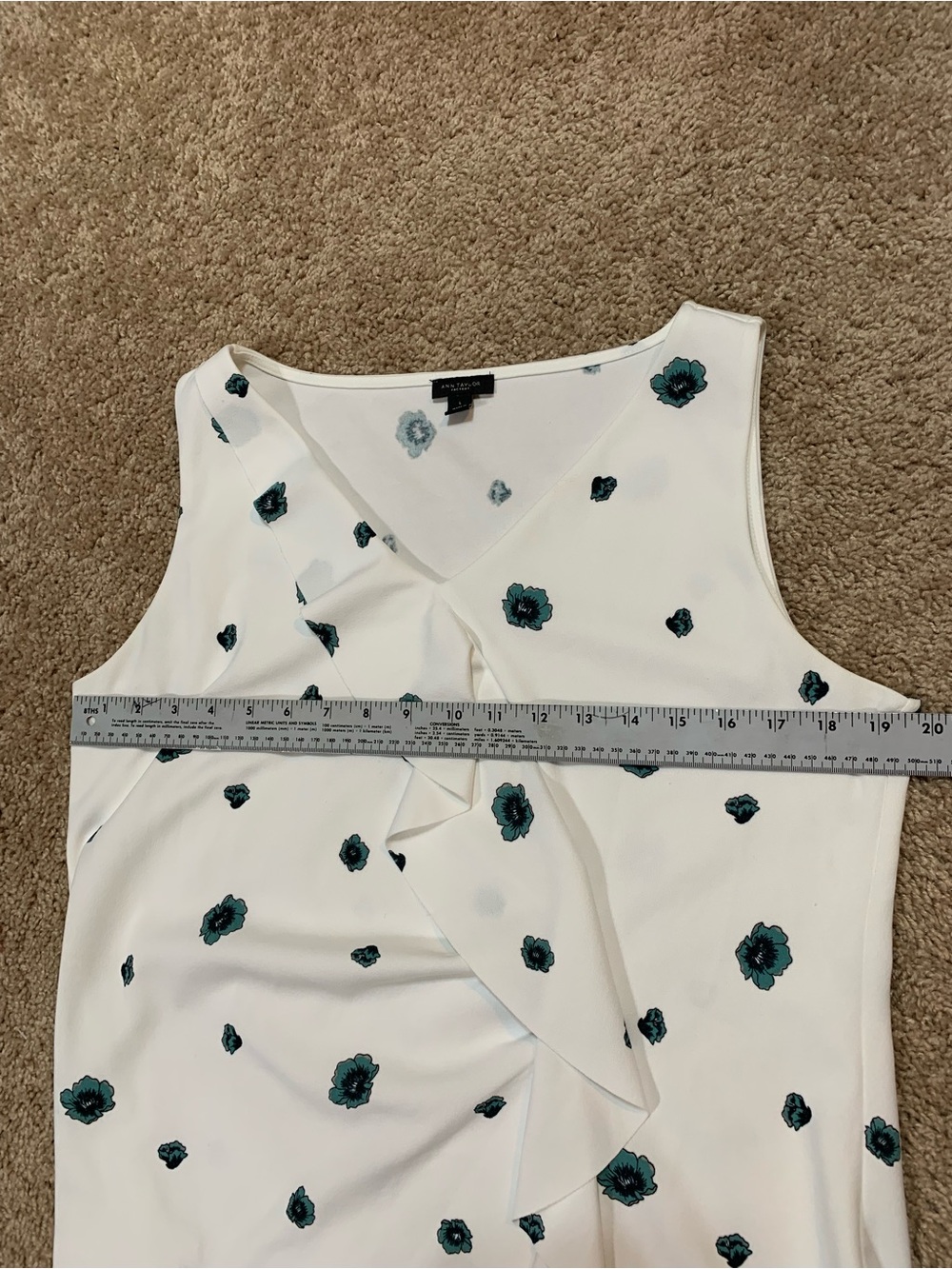 Ann Taylor White Sleeveless V-Neck Top with Teal Floral Print and Ruffle - Picture 5 of 5
